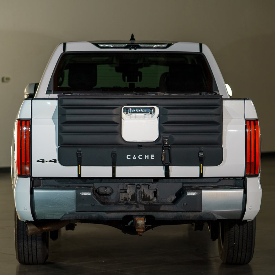 Premium tailgate pad fitted on a toyota tundra