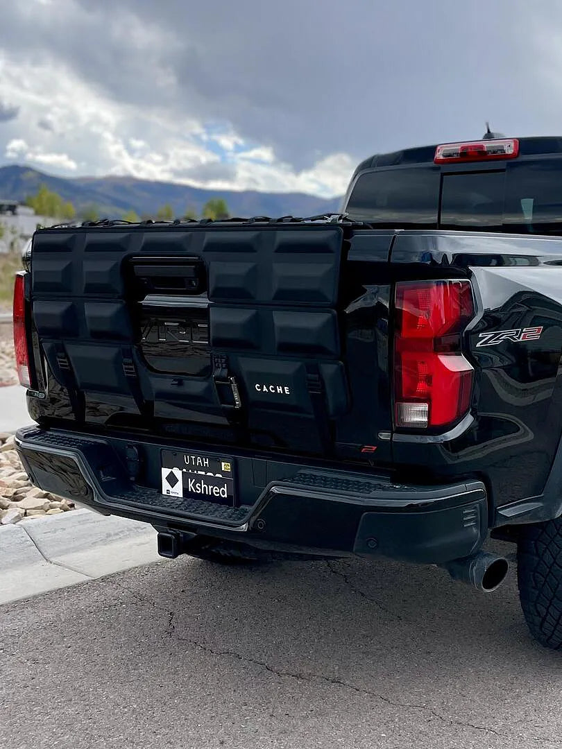 Cool Cache Tailgate Pad On Black Chevy Colorado